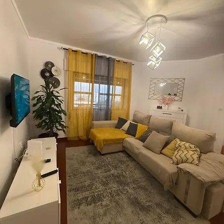 Airport リスボン