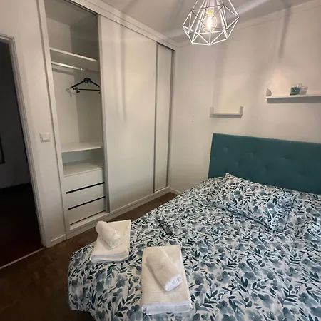 Airport リスボン